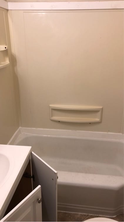 Building Photo - 806 S Eisenhower Dr