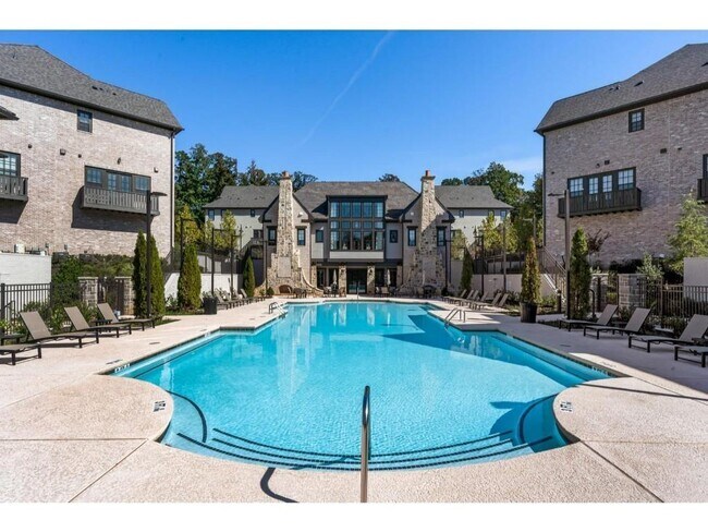 Building Photo - 6523 Beacon Dr