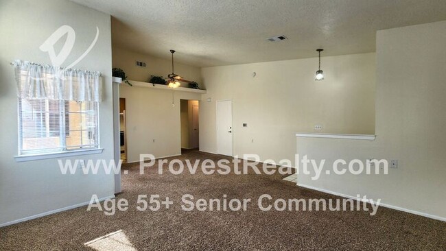 Building Photo - 15801 Cedarwood Pl