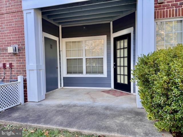 Building Photo - 20301 Beechwood Terrace