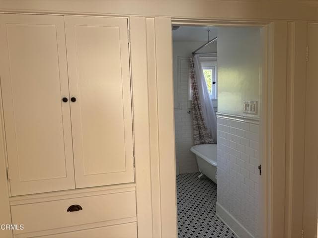 Building Photo - 3128 Mills Ave