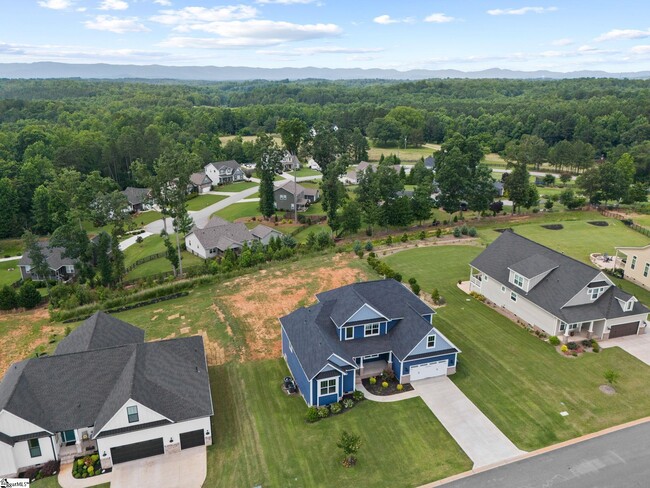 Building Photo - 222 Montview Cir