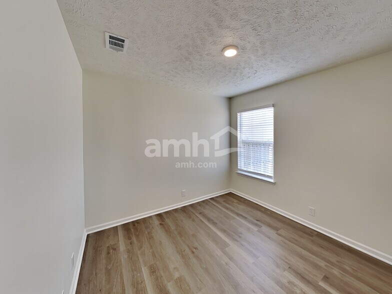 Building Photo - 3411 Perlino Dr