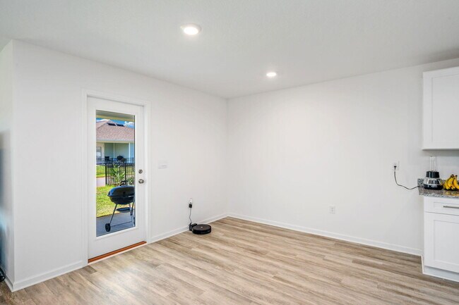 Building Photo - 103 Riverwalk Cir