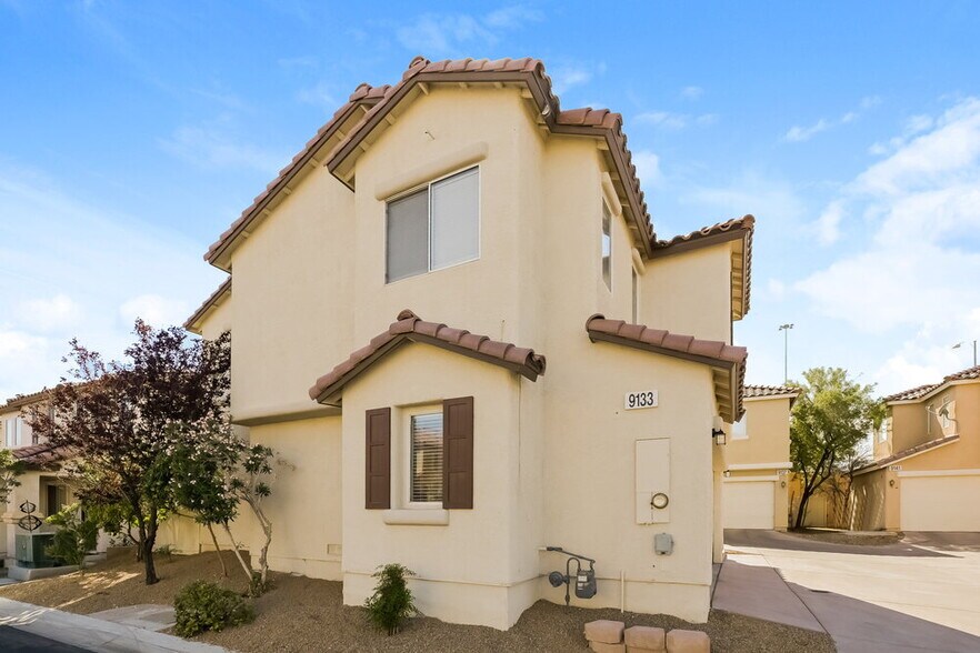 Primary Photo - 9133 Spoonbill Ridge Pl