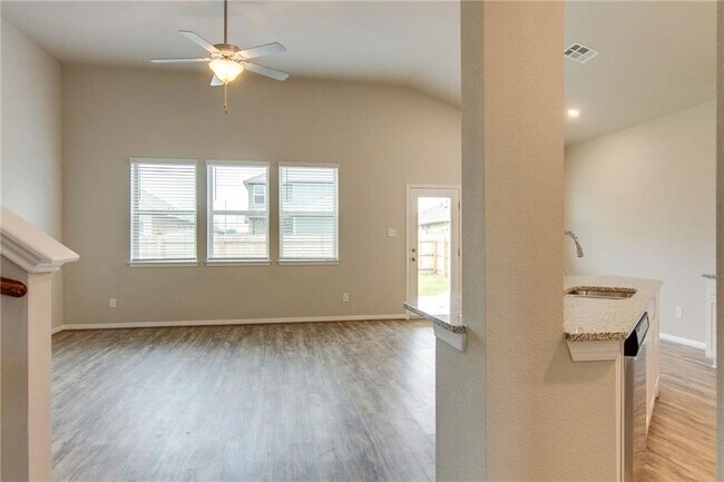 Building Photo - 17012 Lathrop Ave