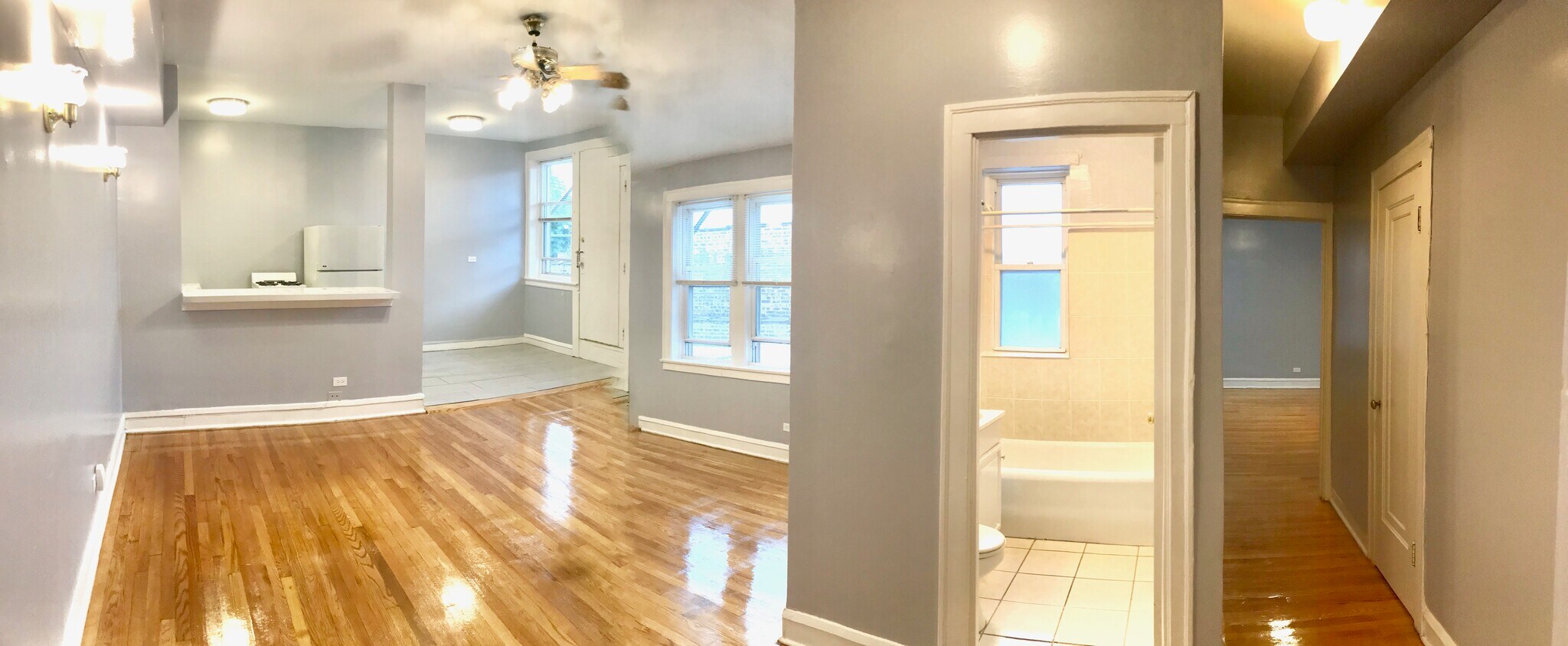 Building Photo - 4165 S Archer Ave