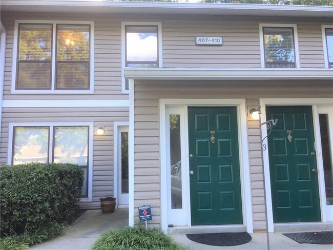 Building Photo - 408 Wynnes Ridge Cir SE