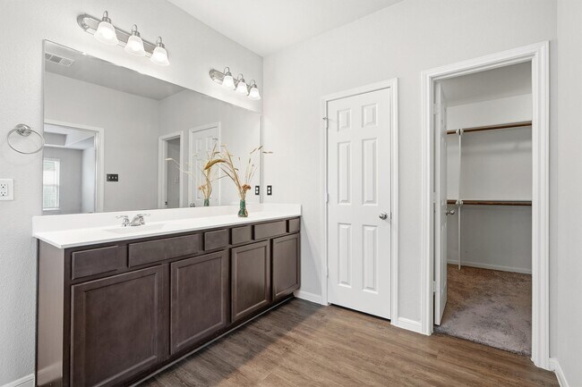 Building Photo - 6303 Cambrai Wood Ln