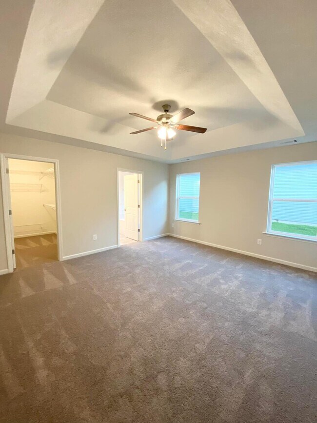 Building Photo - 2067 Boyer Pl