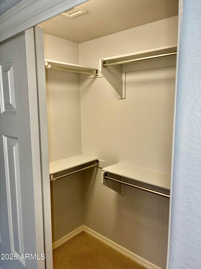 Building Photo - 3189 E Hazeltine Way