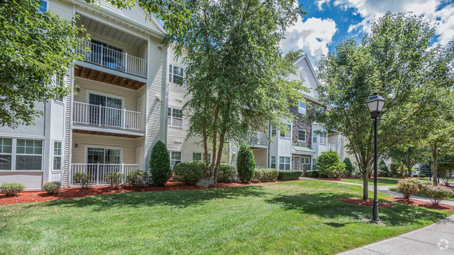 Building Photo - Heritage at Stone Ridge