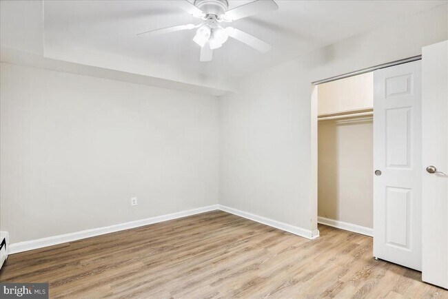 Building Photo - 702 Chaney Dr