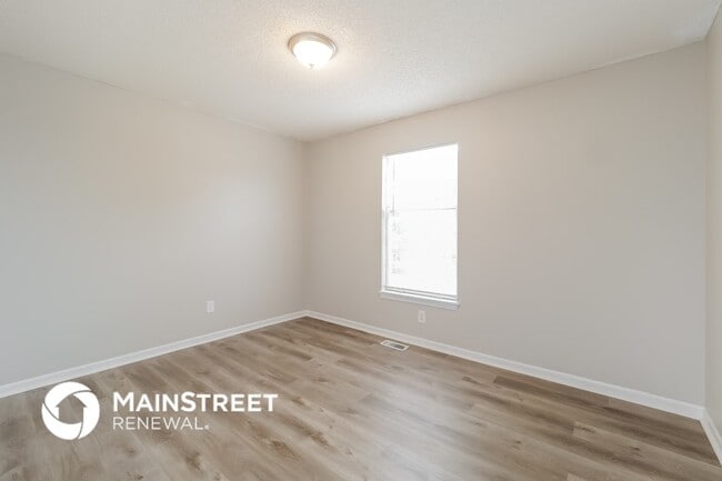 Building Photo - 19305 E 31st Terrace Dr S