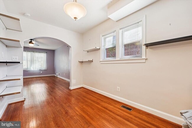Building Photo - 4808 Fort Totten Dr NE