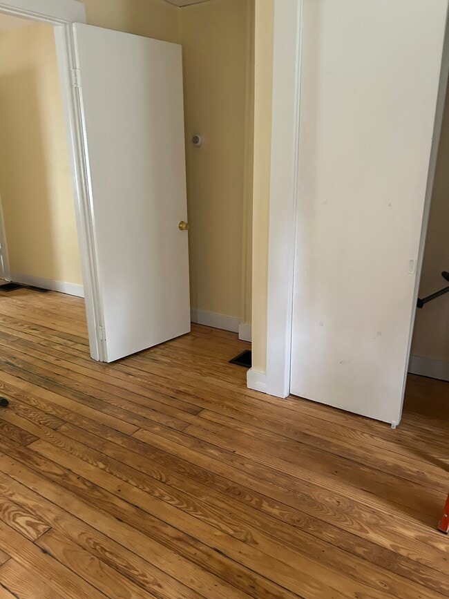 Building Photo - 101 W Gibbs St