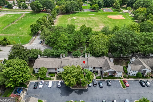 Building Photo - 33 Finch Trail NE