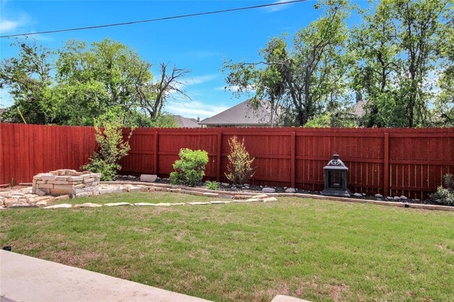 Building Photo - 7307 Diamond Dove Dr