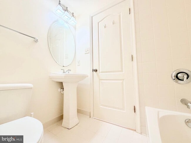 Building Photo - 9918 Veiled Dawn