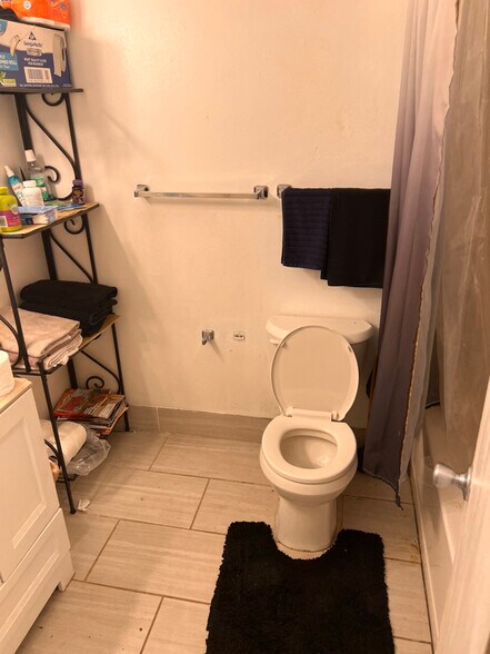 Building Photo - 1623 S Fairplay St