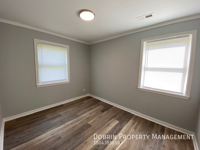 Building Photo - 1705 Tyler St