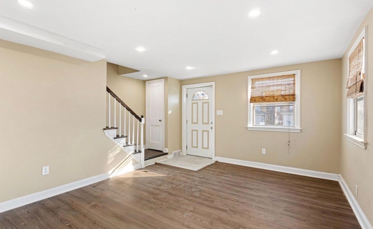 Building Photo - 112 Juliana Terrace