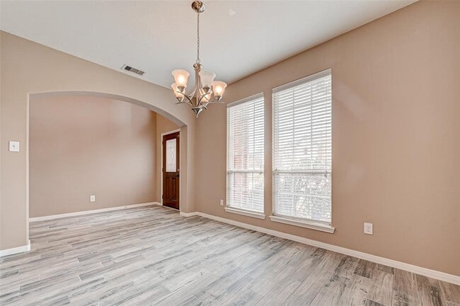Building Photo - 16942 Langham Crossing Ln