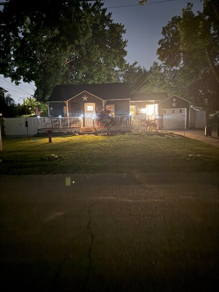 Building Photo - 938 Cogswell St NW