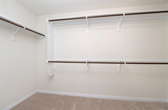 Building Photo - 221 Belford St