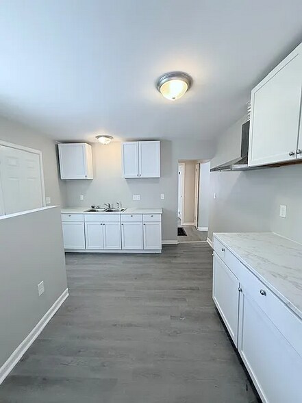 Building Photo - 24 Vierling Dr