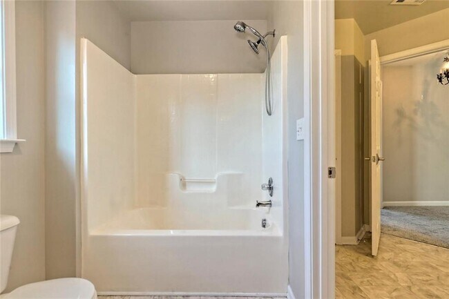 Building Photo - 5145 Fieldgate Ridge Dr