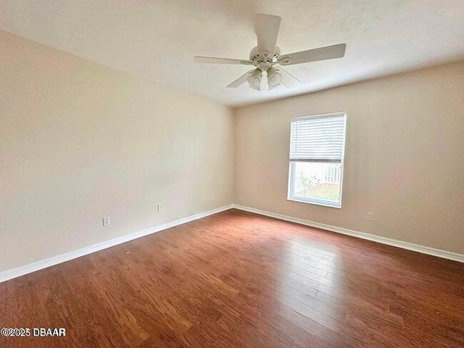 Building Photo - 12 Peruvian Ln