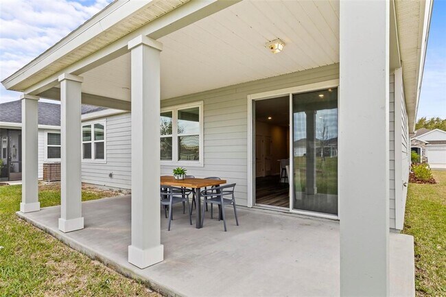 Building Photo - 85 Las Casitas Blvd
