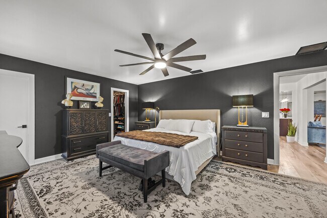Building Photo - 14248 Paddock Dr
