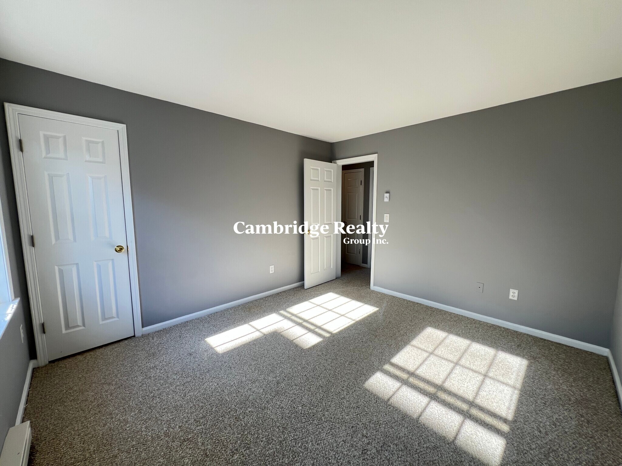 Building Photo - 66 Murdock St