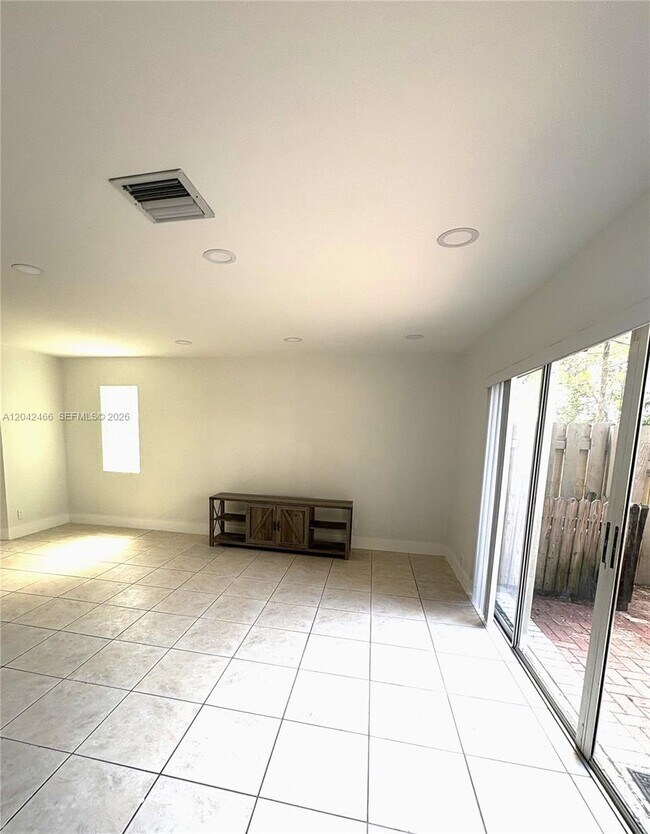 Building Photo - 3743 NW 122nd Terrace