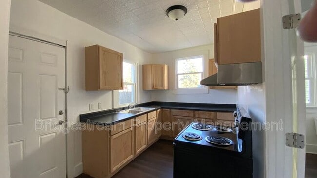 Building Photo - 167 W Hudson Ave