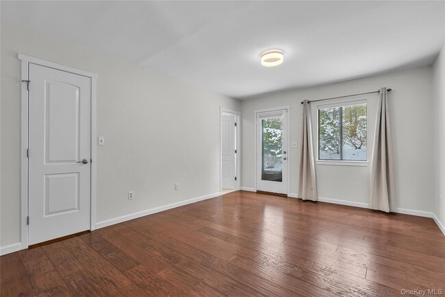 Building Photo - 504 Heritage Hls