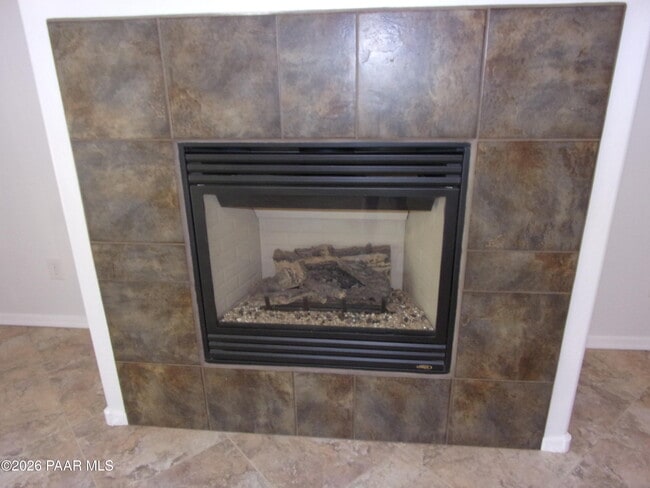 Building Photo - 7239 Barefoot Ln
