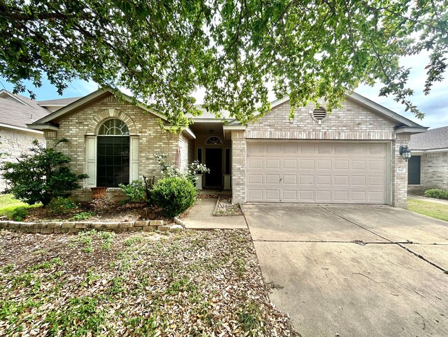 Primary Photo - Charming 3/BR 2/BA One-Level Home with Fen...