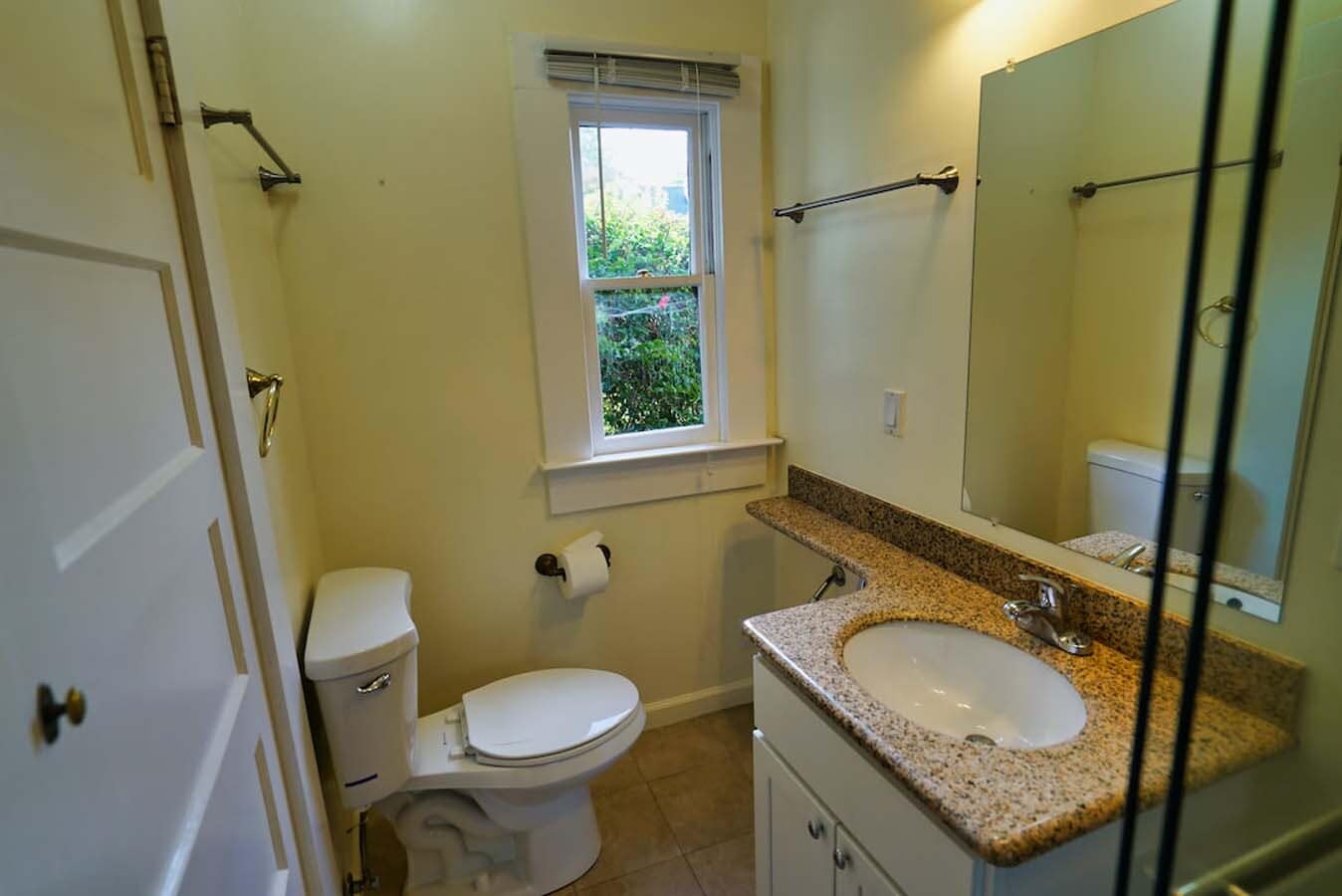 Building Photo - 2836 Derby St