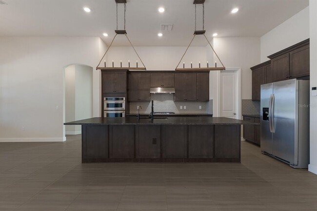 Building Photo - 712 Sigsbee Loop