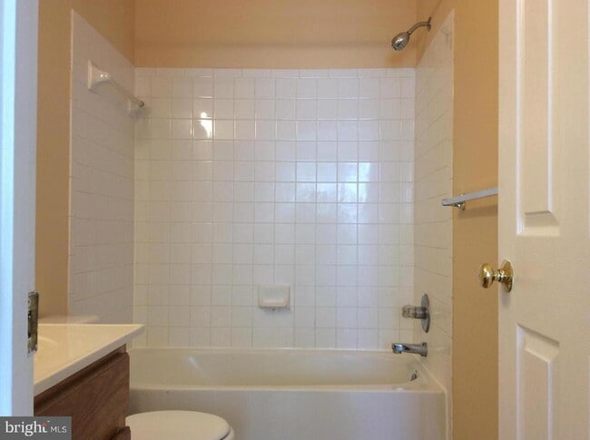 Building Photo - 14505 Hampshire Hall Ct