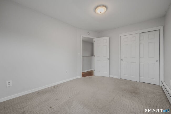 Building Photo - 72 Ponderosa Ln