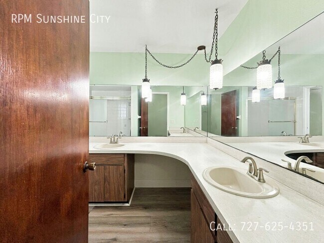 Building Photo - 12829 109th St