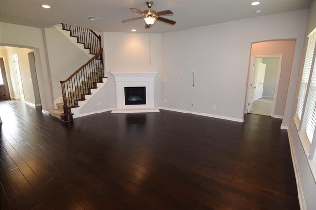 Building Photo - 4109 Vinalopo Dr