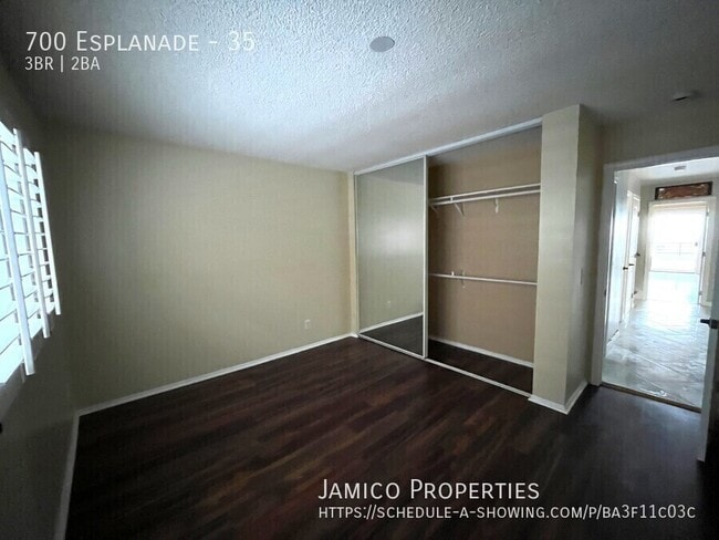 Building Photo - 700 Esplanade-35