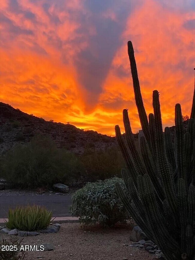 Building Photo - 6802 N 26th St