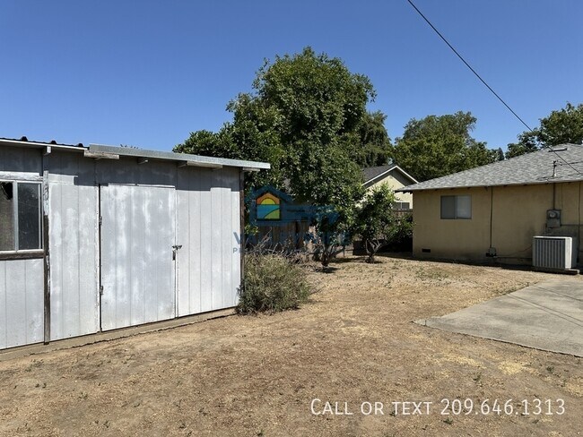 Building Photo - 2023 Moran Ave