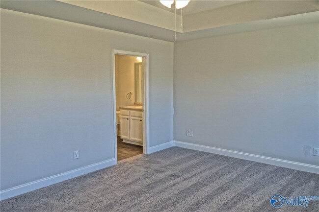 Building Photo - 133 Ardsley Dr